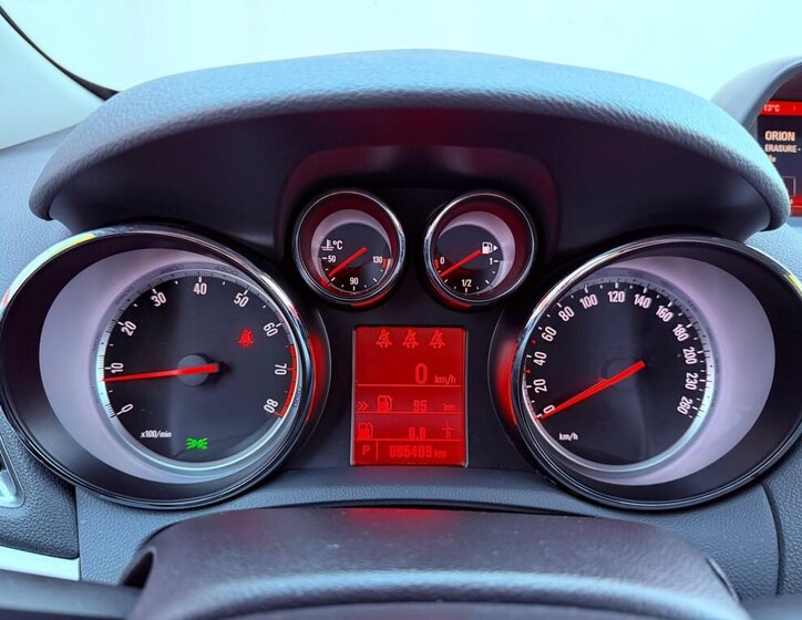 Opel Mokka SUV / Terénní 1,4 l 103 kw