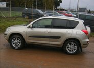 Toyota RAV4 Kombi 2,0 l 112 kw