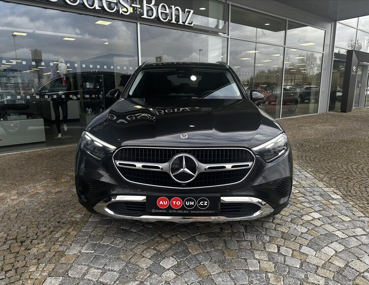 Mercedes-Benz GLC SUV / Terénní 2,0 l 145 kw