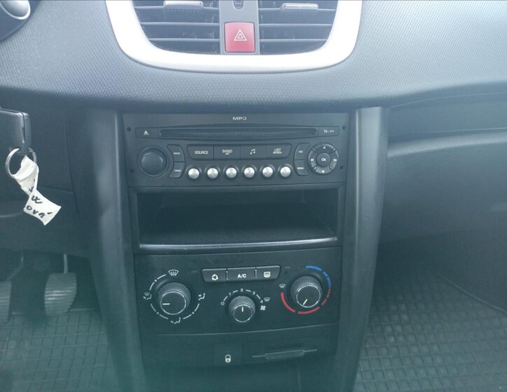 Peugeot 207 Kombi 1,4 l 70 kw