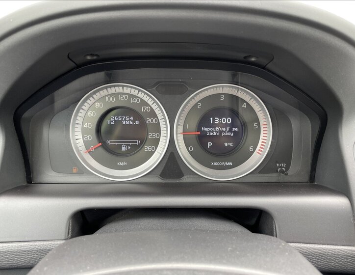 Volvo XC60 Kombi 2,4 l 151 kw