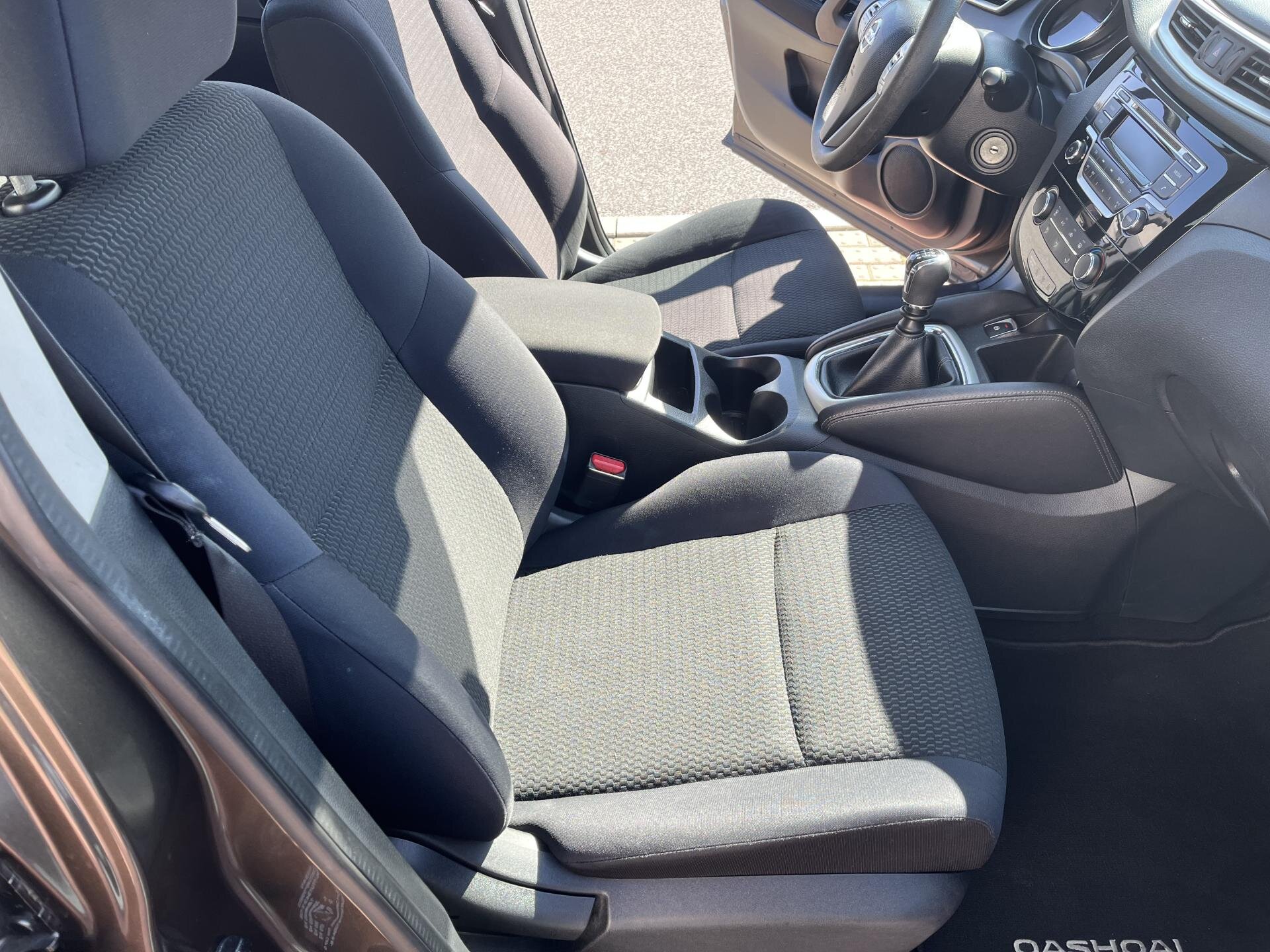 Nissan Qashqai SUV / Terénní 1,2 l 85 kw