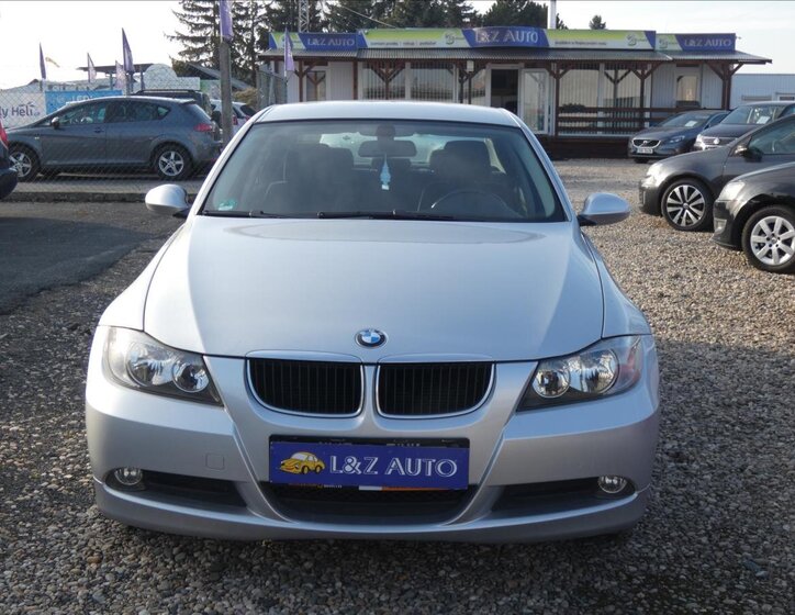 BMW Řada 3 Sedan / Limuzína 2,0 l 95 kw