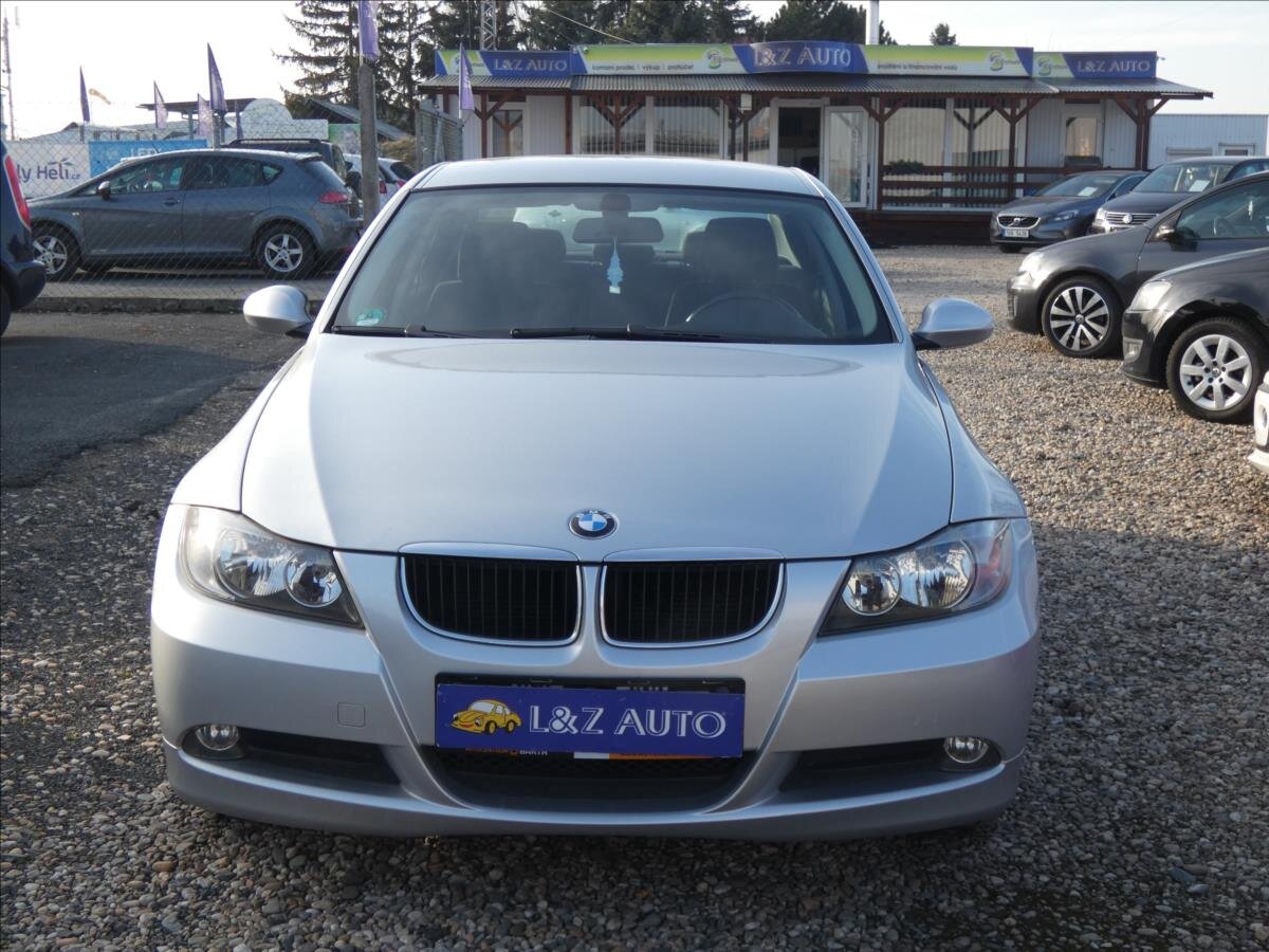 BMW Řada 3 Sedan / Limuzína 2,0 l 95 kw