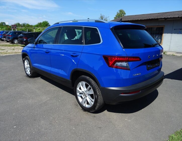 Škoda Karoq SUV 999,0 85 kw