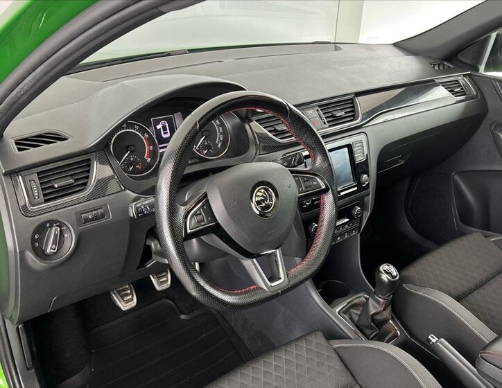 Škoda Rapid Hatchback 999,0 81 kw