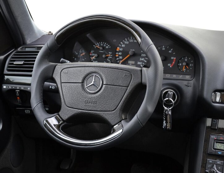 Mercedes-Benz Třídy S Sedan 3,0 l 130 kw