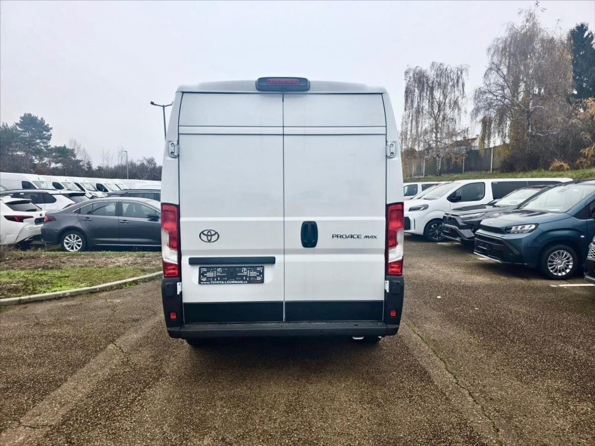 Toyota ProAce Skříň 2,2 l 88 kw