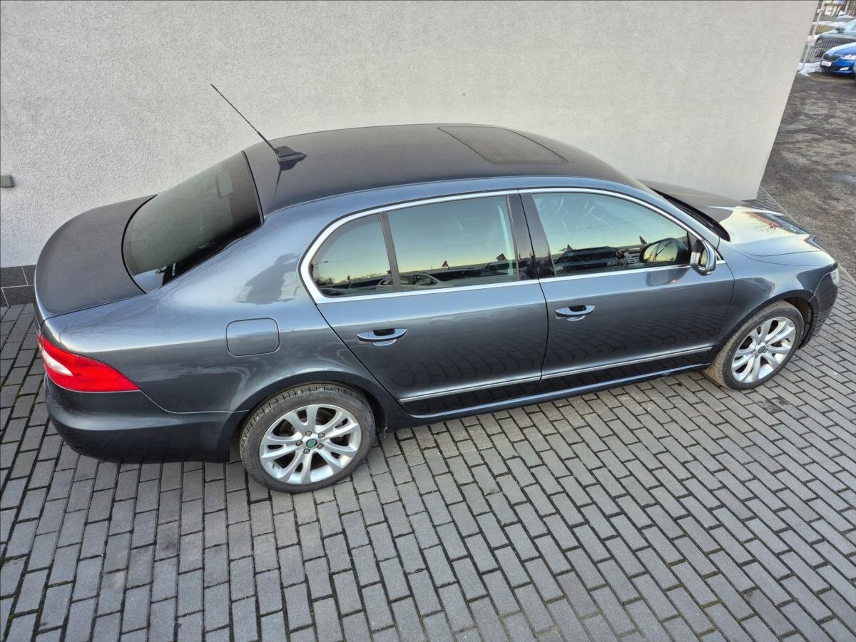 Škoda Superb Sedan / Limuzína 2,0 l 125 kw