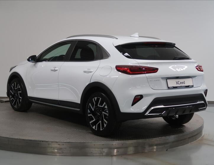 KIA XCeed 7