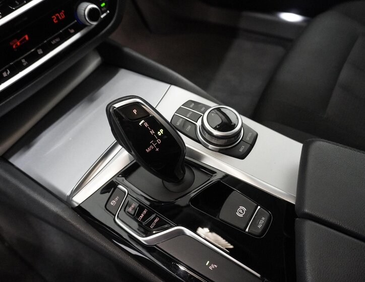 BMW Řada 5 Kombi 2,0 l 140 kw