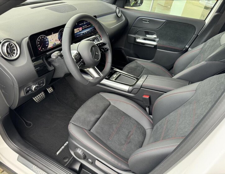 Mercedes-Benz GLA SUV / Terénní 2,0 l 110 kw