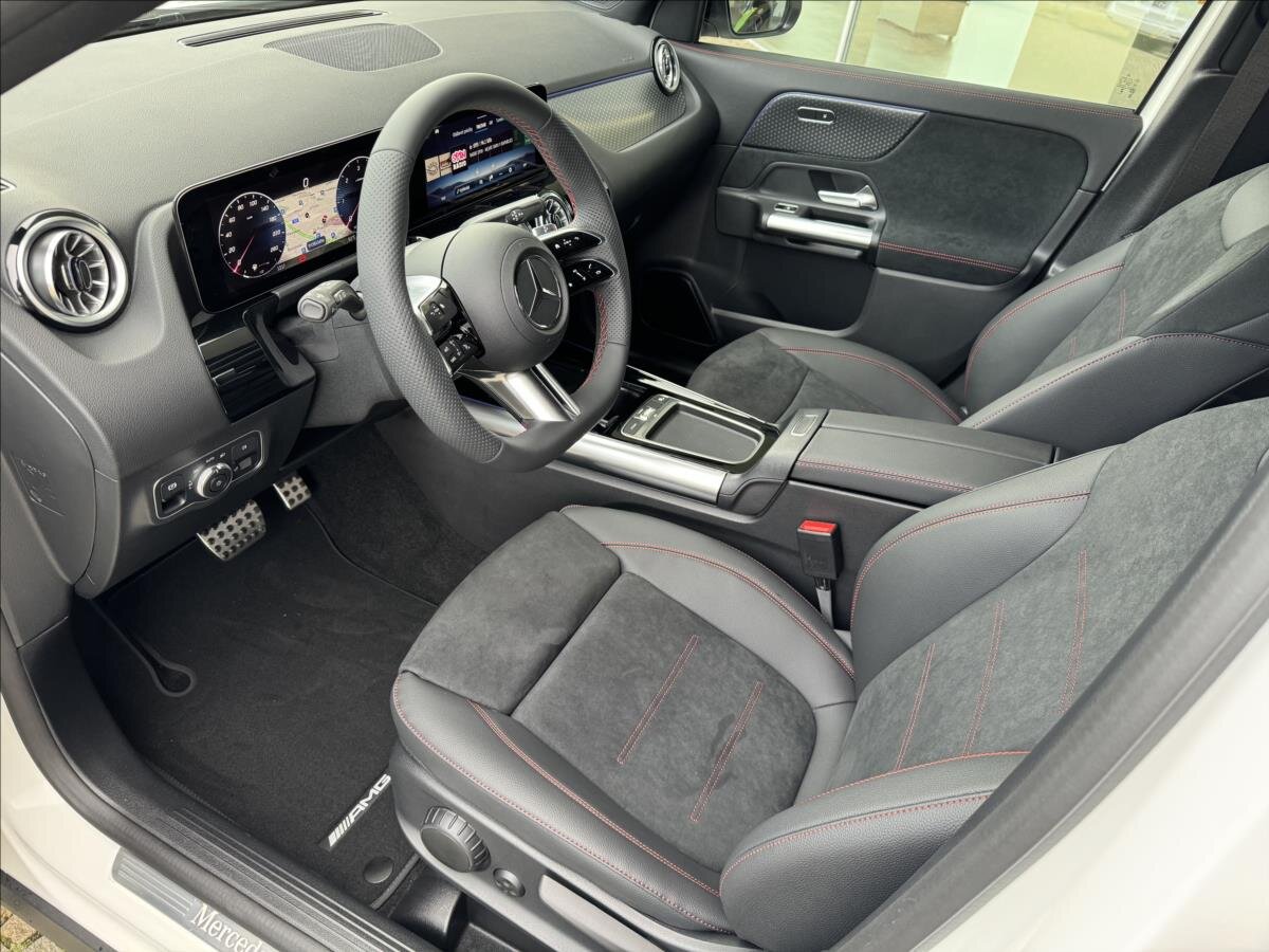 Mercedes-Benz GLA SUV / Terénní 2,0 l 110 kw