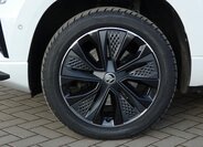 Škoda Karoq SUV / Terénní 1,5 l 110 kw