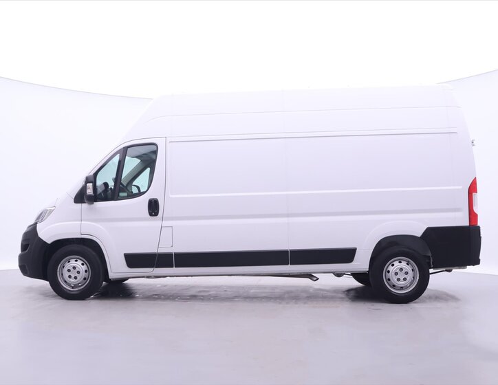 Opel Movano Ostatní 2,2 l 121 kw