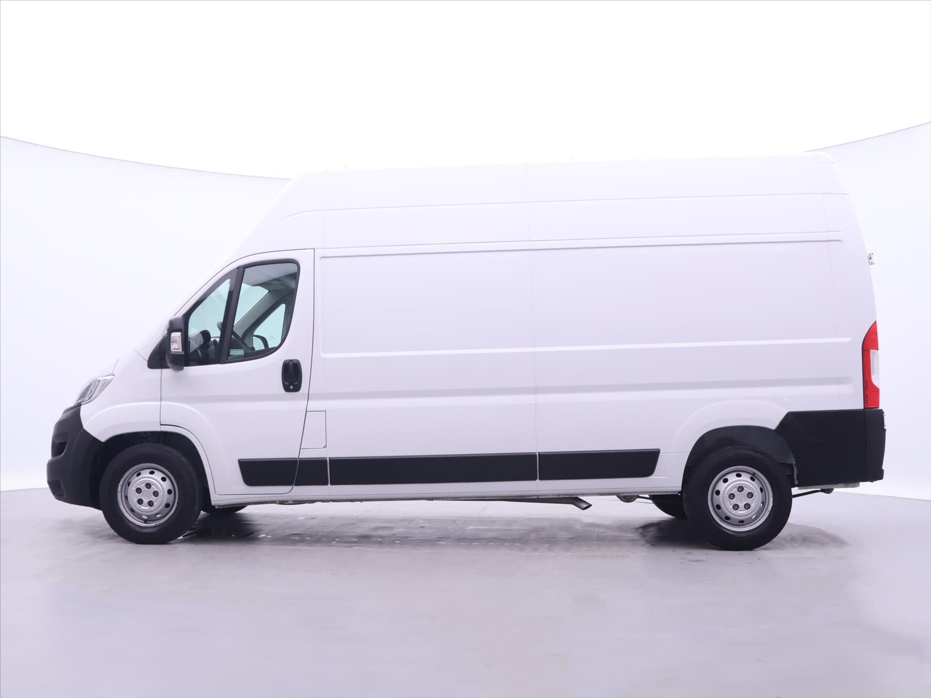 Opel Movano Ostatní 2,2 l 121 kw