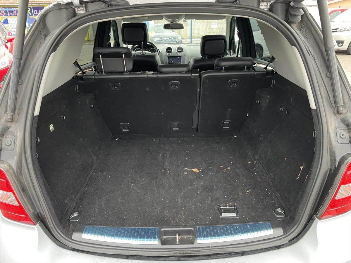 Mercedes-Benz Třídy M SUV 3,5 l 200 kw