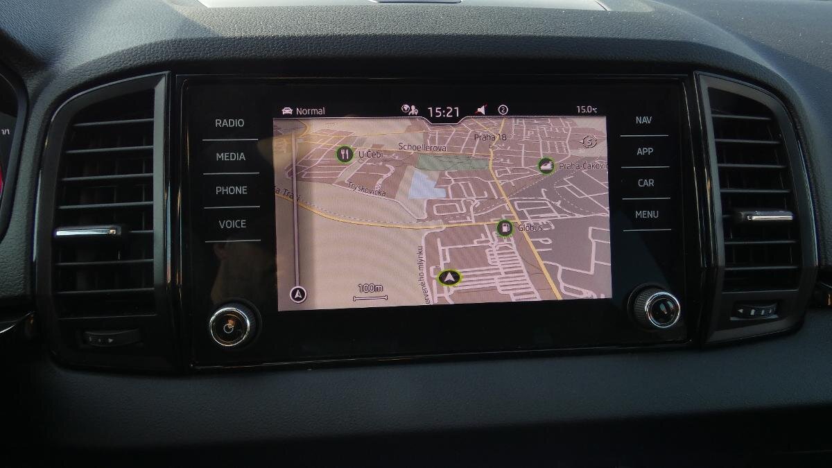 Škoda Karoq SUV / Terénní 2,0 l 110 kw