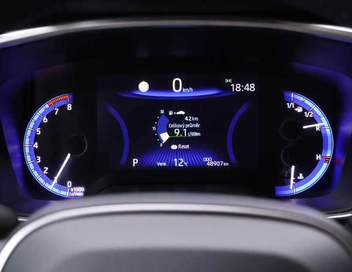 Toyota Corolla Sedan 1,5 l 92 kw