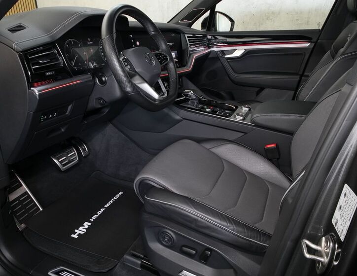 Volkswagen Touareg 14