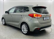 KIA Carens 23