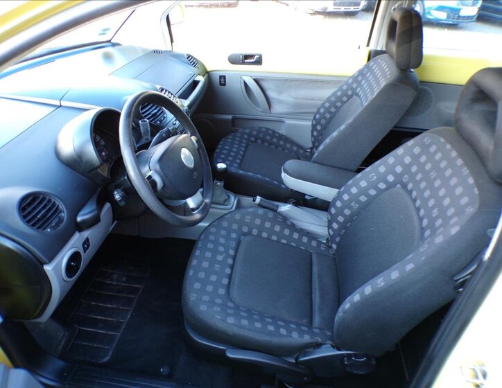 Volkswagen New Beetle Hatchback 2,0 l 85 kw