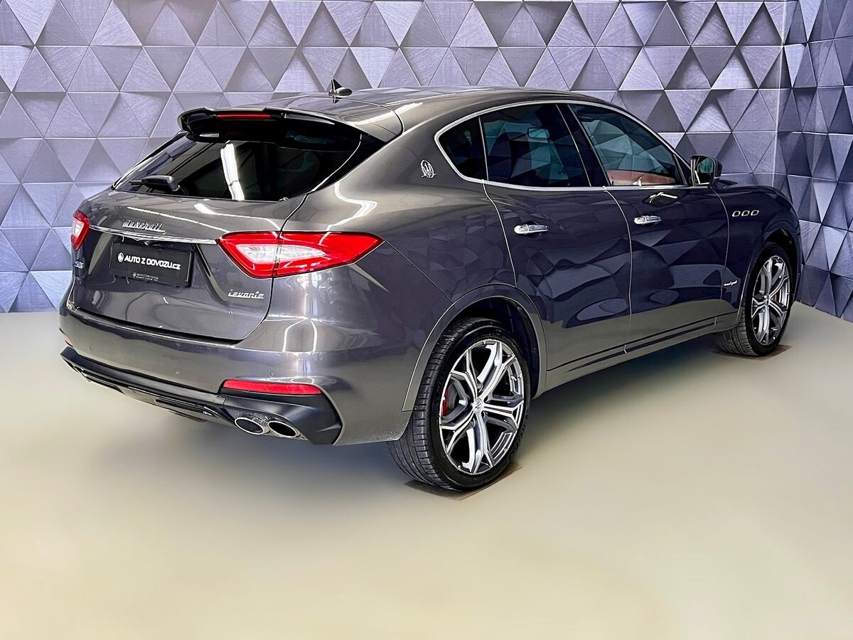 Maserati Levante SUV / Terénní 3,0 l 316 kw