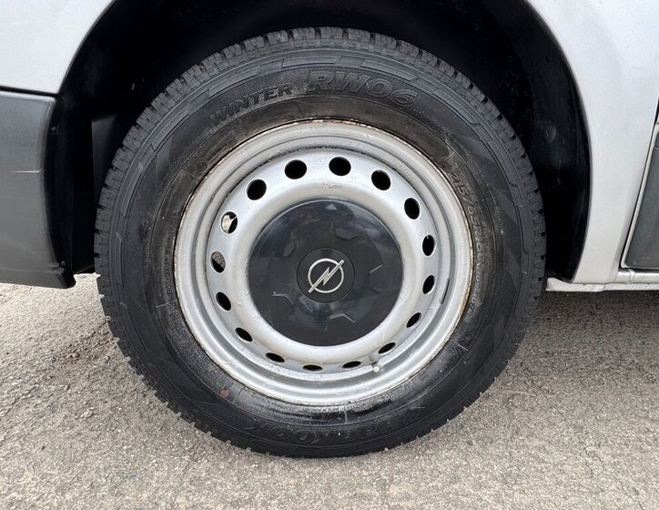 Opel Vivaro VAN / Minibus 2,0 l 84 kw