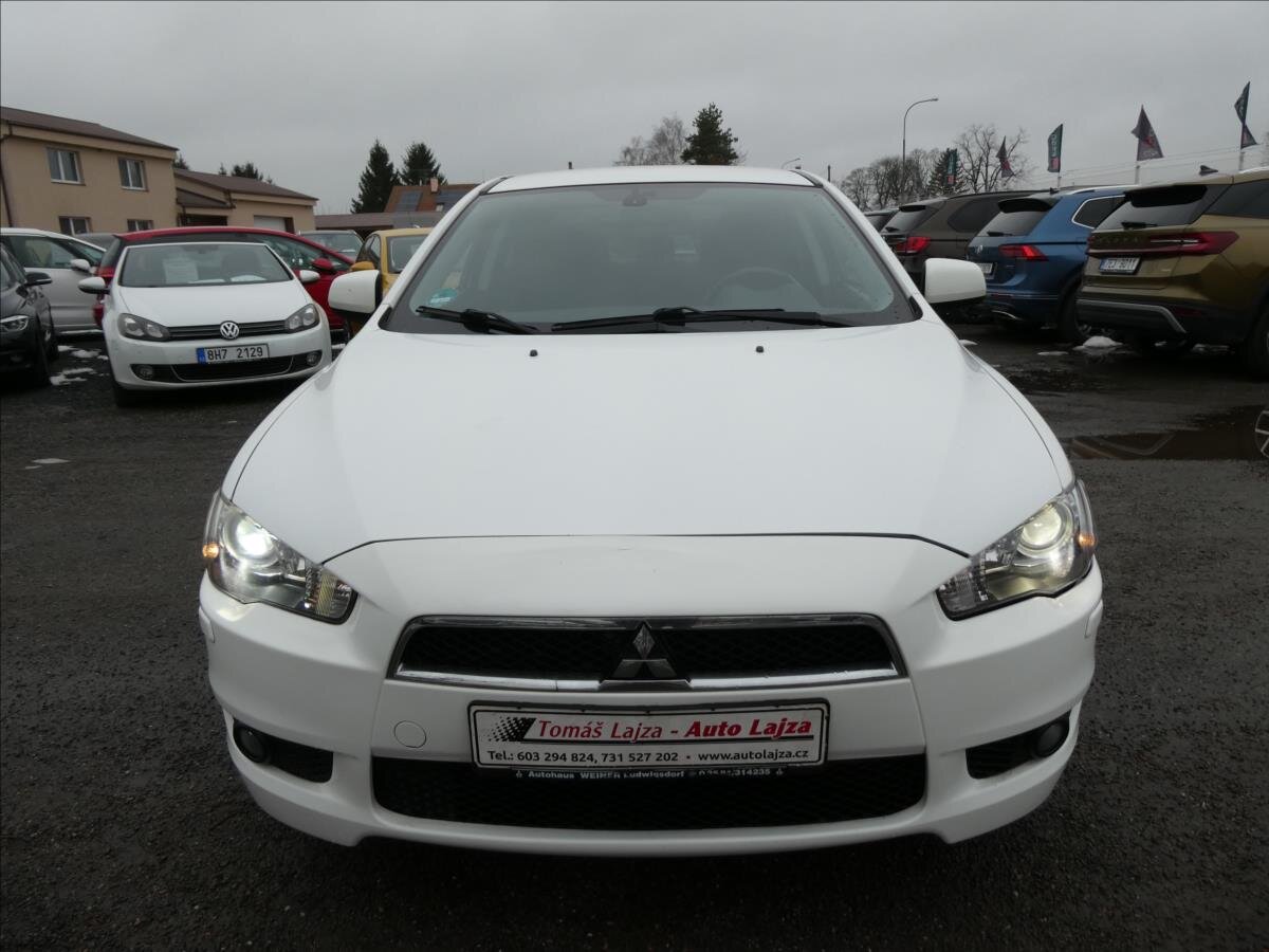 Mitsubishi Lancer