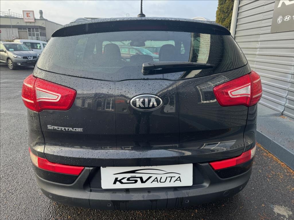 KIA Sportage SUV 2,0 l 120 kw