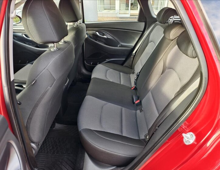 Hyundai i30 Kombi 998,0 88 kw