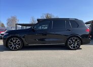 BMW X7 SUV / Terénní 3,0 l 195 kw