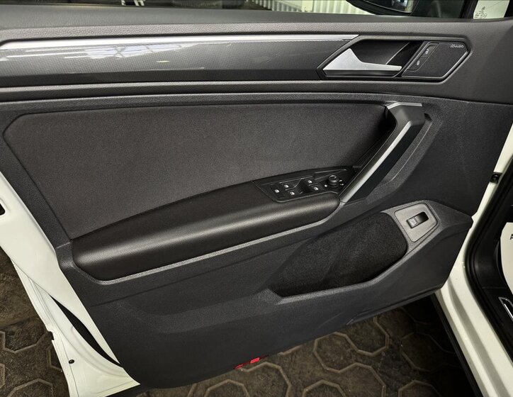 Volkswagen Tiguan 14