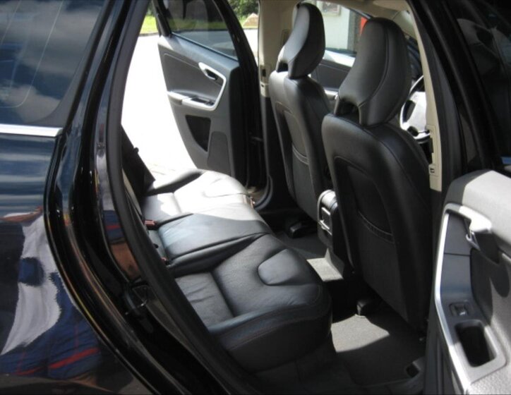 Volvo XC60 Kombi 2,4 l 120 kw