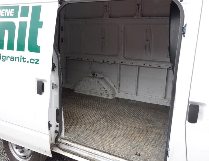 Ford Transit Skříň 2,2 l 74 kw