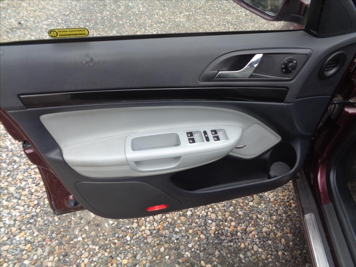 Škoda Octavia Kombi 2,0 l 103 kw