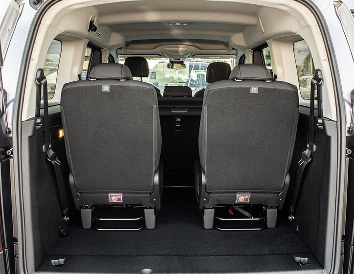 Peugeot Rifter MPV 1,5 l 96 kw