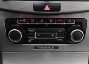 Volkswagen Passat Kombi 1,6 l 77 kw