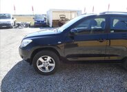 Toyota RAV4 Kombi 2,0 l 112 kw