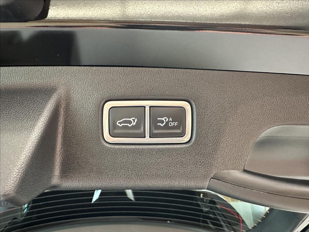 KIA Sorento SUV / Terénní 2,2 l 142 kw