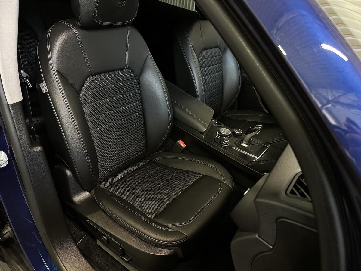 Alfa Romeo Stelvio SUV 2,1 l 154 kw