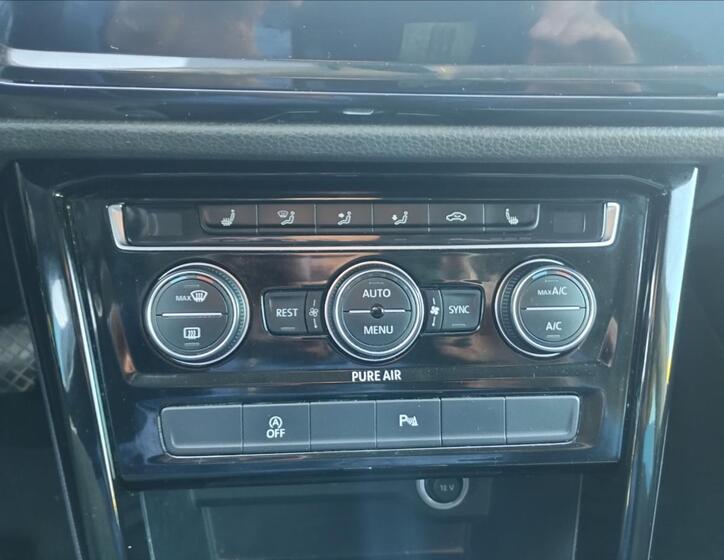 Volkswagen Touran 13