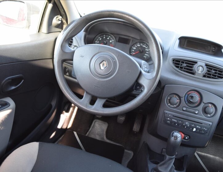 Renault Clio Kombi 1,1 l 74 kw