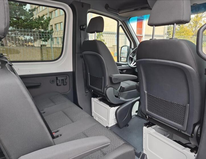 Mercedes-Benz Sprinter 14