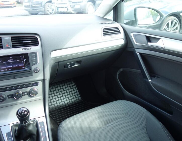 Volkswagen Golf Hatchback 1,4 l 90 kw