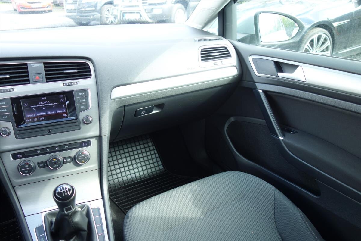 Volkswagen Golf Hatchback 1,4 l 90 kw