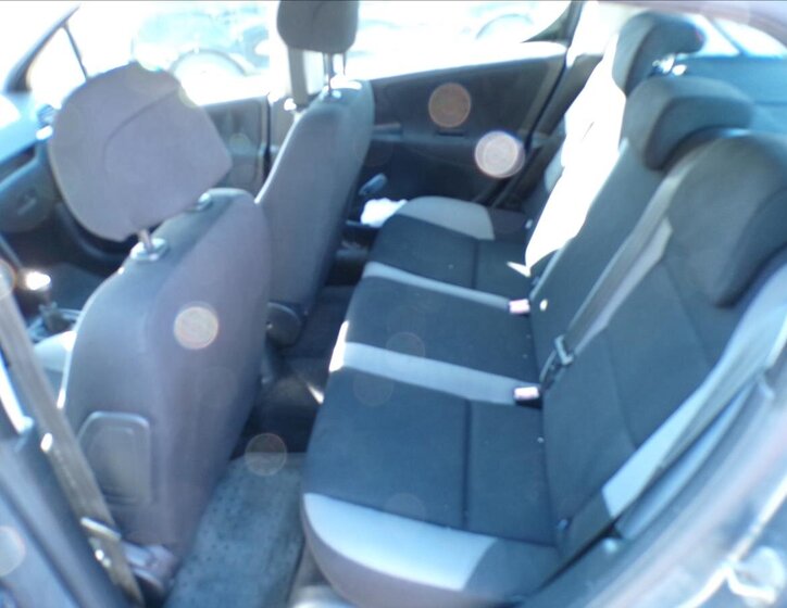 Peugeot 207 Hatchback 1,4 l 50 kw