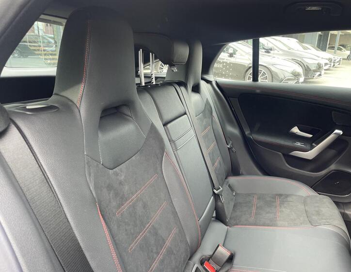 Mercedes-Benz CLA 18