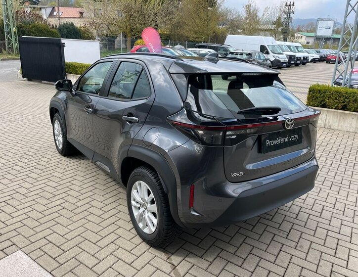 Toyota Yaris Cross SUV / Terénní 1,5 l 68 kw