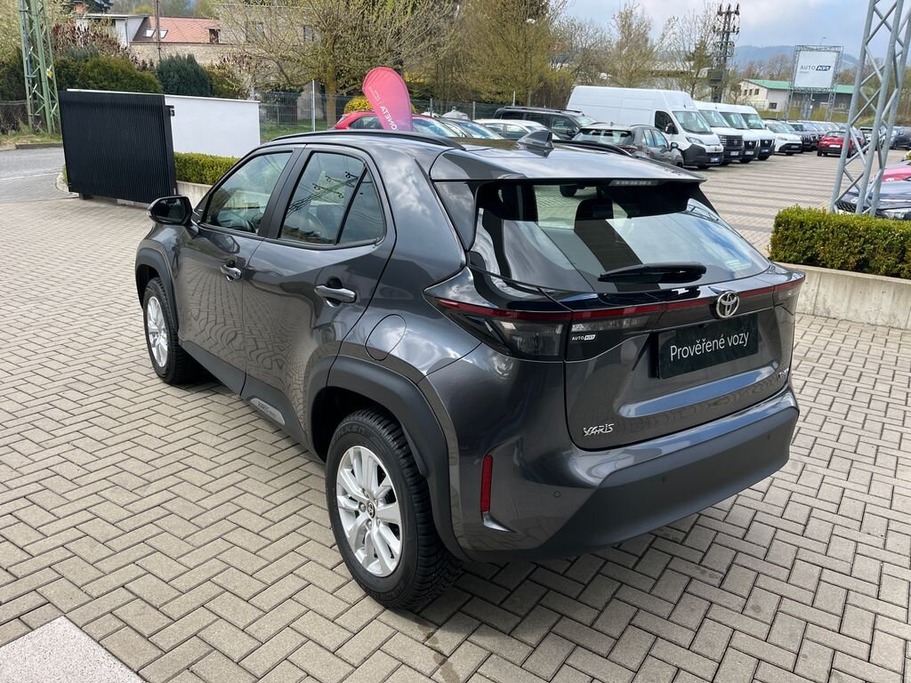 Toyota Yaris Cross SUV / Terénní 1,5 l 68 kw